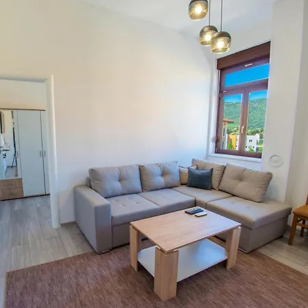 Luminos * מוסטר