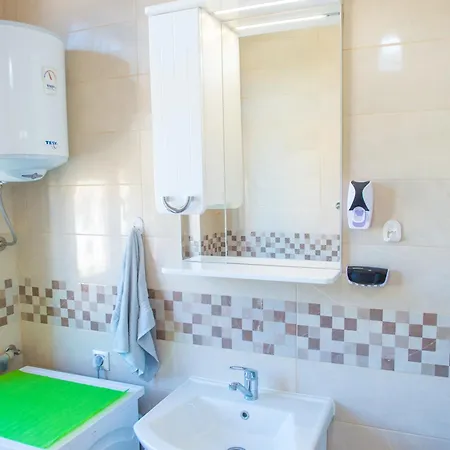 Luminos דירה מוסטר