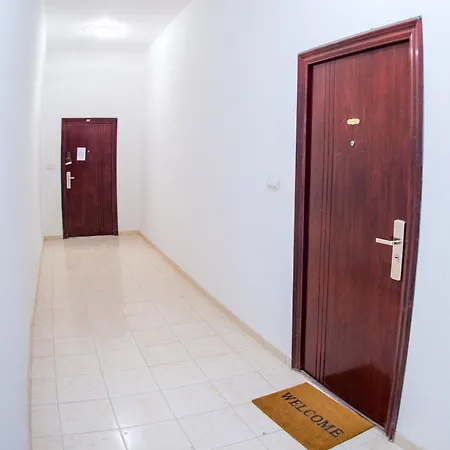 Luminos Apartment