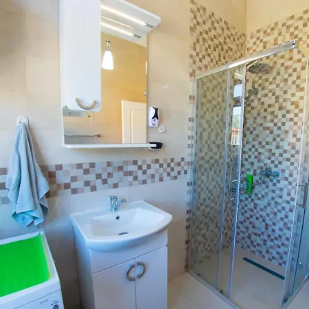 아파트 Luminos 모스타르